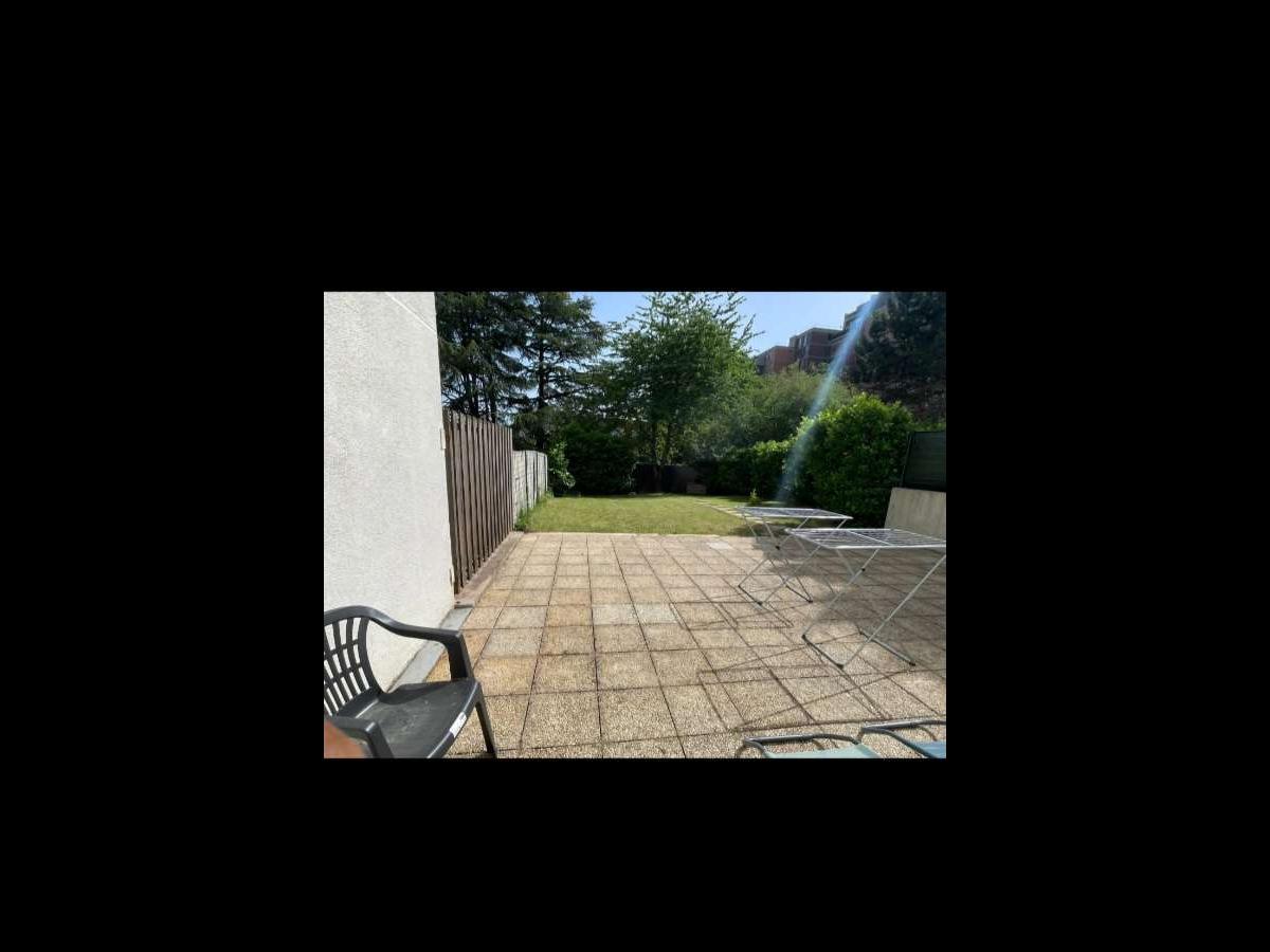 Appartement 5 pièces de 77 m² à Évry-Courcouronnes | Colocation | 520€/mois photo 5