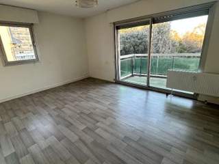 Location / Appartement 1 pièce de 31 m², Reims, Chaussée Bocquaine