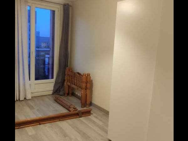 Colocation / Immeuble 4 pièces de 69 m², Villejuif, Avenue de Paris / Photo 2