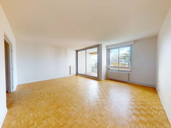 Location / Appartement 4 pièces de 100 m², Lyon, Rue Henri Gorjus / Photo 2