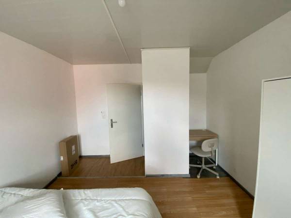 Colocation / Duplex 6 pièces de 119 m², Holtzheim, Rue du Lieutenant Lespagnol / Photo 7