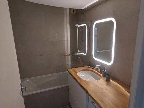 Colocation / Immeuble 5 pièces de 91 m², Lyon, Rue Georges Gouy / Photo 16
