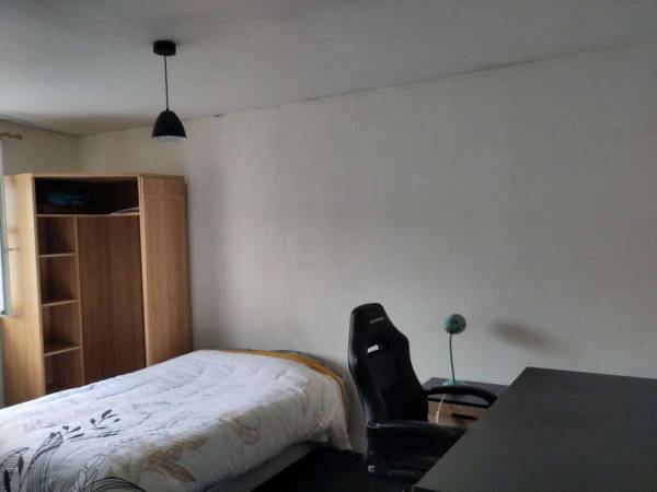 Colocation / Appartement 6 pièces de 83 m², Lyon, Place de Valmy / Photo 2