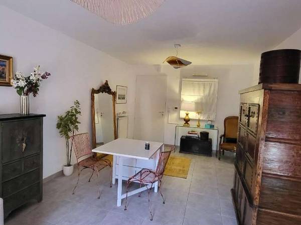 Flatsharing / 5-bedroom house · 90 m², Laval, Rue Hébert / Photo 2