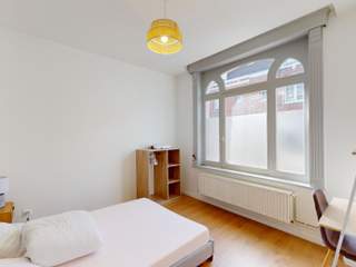 Colocation / 6 rooms house · 120 m², Lille, Rue Marcelin Krebs