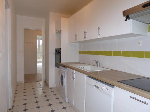 Colocation / Appartement 5 pièces de 96 m², Cergy, Les Linandes Oranges / Photo 2