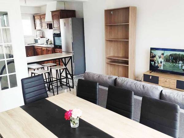 Flatsharing / 8-bedroom house · 96 m², Les Ponts-de-Cé, Avenue du Huit Mai / Photo 2
