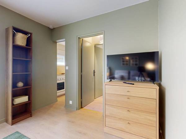 Location / Appartement 2 pièces de 29 m², Reims, Rue des Moulins / Photo 2