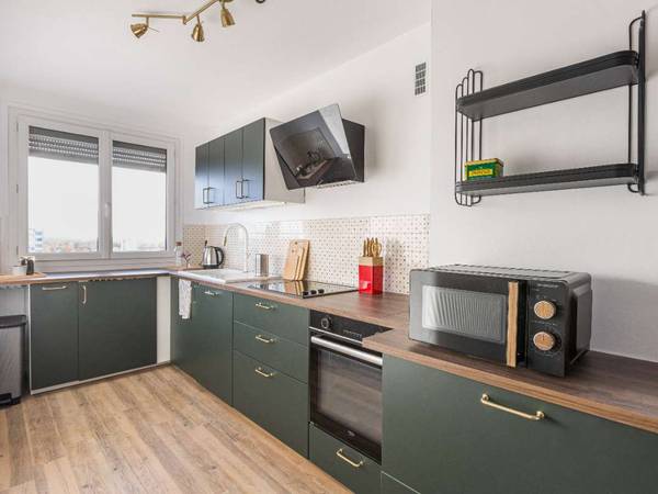 Flatsharing / 5-bedroom flat · 105 m², Orléans, Place du Val / Photo 2
