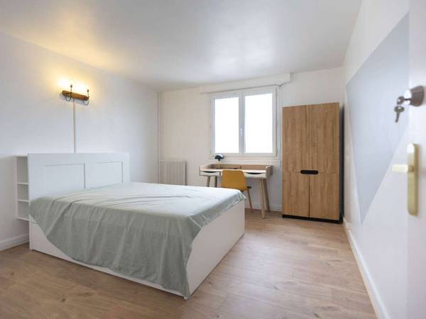 Flatsharing / 5-bedroom flat · 105 m², Orléans, Place du Val / Photo 6