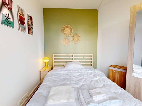 Coliving / Appartement 5 pièces de 110 m², Paris, Quai de Grenelle / Photo 2