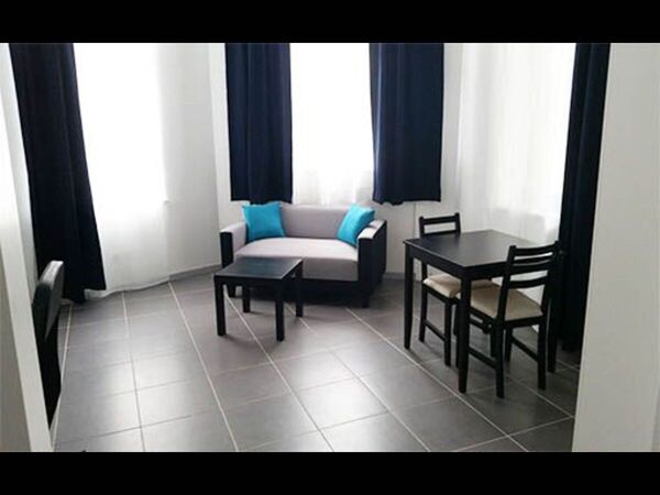 Location / Appartement 2 pièces de 35 m², Roubaix, Rue Henri Bossut / Photo 2