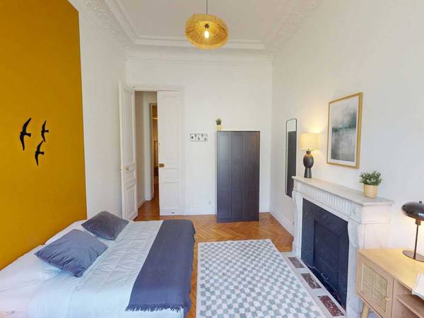 Colocation / Appartement 8 pièces de 250 m², Paris, Boulevard Malesherbes - Bat A / Photo 2