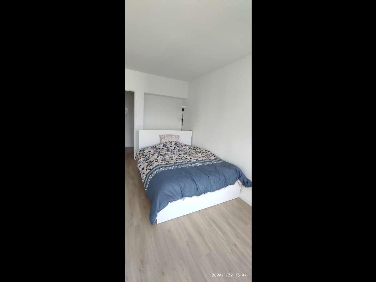Appartement 4 pièces de 80 m² à Massy | Colocation | 600€/mois photo 9