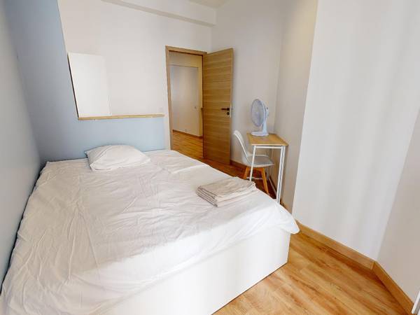 Colocation / Appartement 4 pièces de 75 m², Nice, Rue Trachel / Photo 2