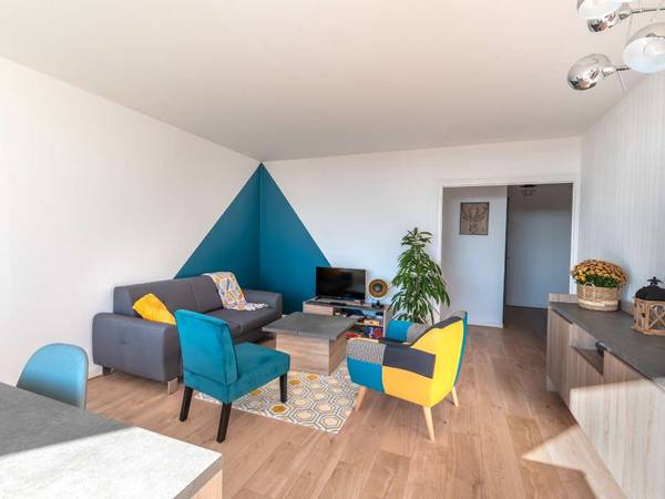 Colocation / Appartement 5 pièces de 100 m², Angers, Rue Larevellière / Photo 2