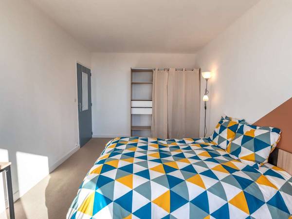 Colocation / Appartement 5 pièces de 100 m², Angers, Rue Larevellière / Photo 6