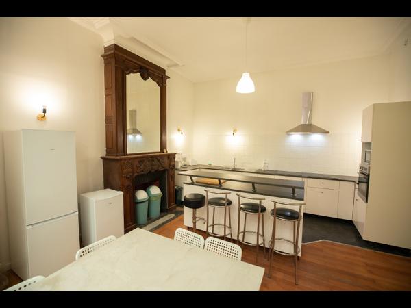 Colocation / Maison 10 pièces de 470 m², Douai, Boulevard Paul Hayez / Photo 2