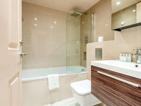 Colocation / Appartement 3 pièces de 80 m², Issy-les-Moulineaux, Boulevard Gallieni / Photo 4