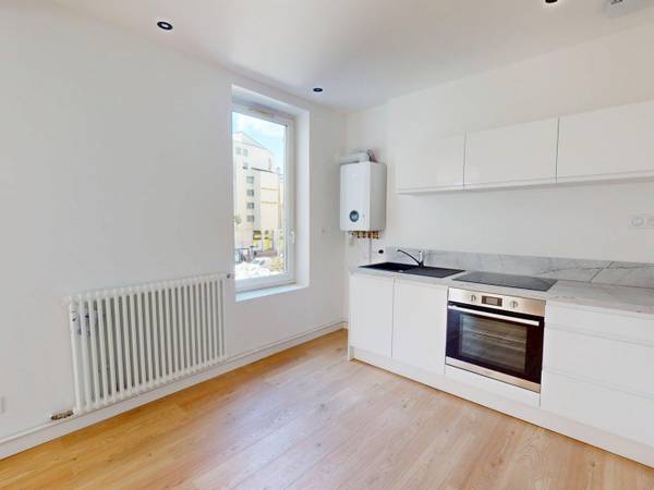 Location / Appartement 3 pièces de 63 m², Saint-Étienne, Rue Rabelais / Photo 2
