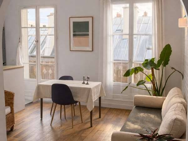 Chambre chez l'habitant / Appartement 3 pièces de 62 m², Paris, Rue de Paradis / Photo 2