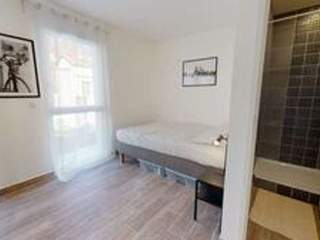 Coliving / 10 rooms house · 268 m², Villeurbanne, Rue René Prolongée