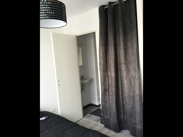 Colocation / Appartement 5 pièces de 80 m², Lyon, Avenue Général Frère / Photo 2
