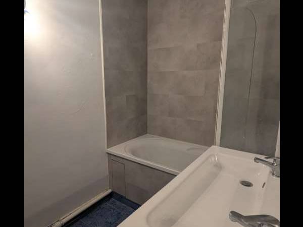 Chambre chez l'habitant / Appartement 6 pièces de 80 m², Mérignac, Rue Medecin Colonel Albert Chemin / Photo 4