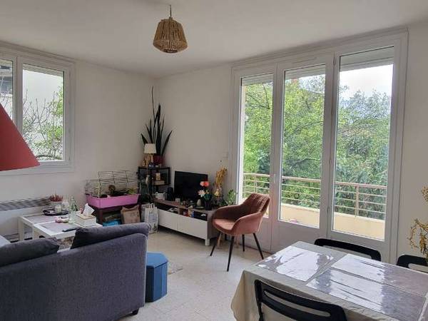 Colocation / Appartement 3 pièces de 58 m², Montpellier, Rue des Hospices / Photo 2