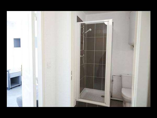 Location / Résidence 1 pièce de 24 m², Lille, 77 Rue Meurein / Photo 8