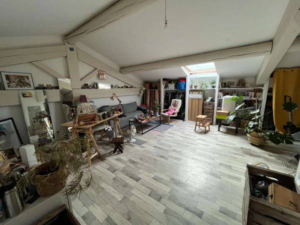 Sous-location / Maison 9 pièces de 300 m², Marseille, Chemin des Prud'Hommes / Photo 2
