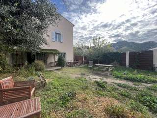 Sous-location / Maison 9 pièces de 300 m², Marseille, Chemin des Prud'Hommes