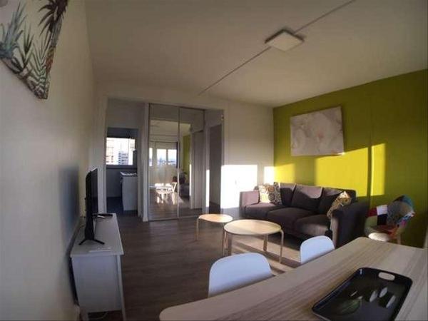 Flatsharing / 5-bedroom flat · 78 m², Villeurbanne, Rue du 1 Mars 1943 / Photo 2