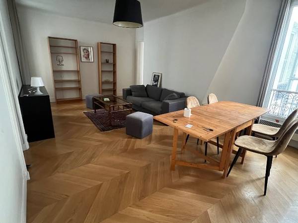 Sublet / 3-bedroom flat · 66 m², Paris, Rue du Faubourg Saint-Denis / Photo 6
