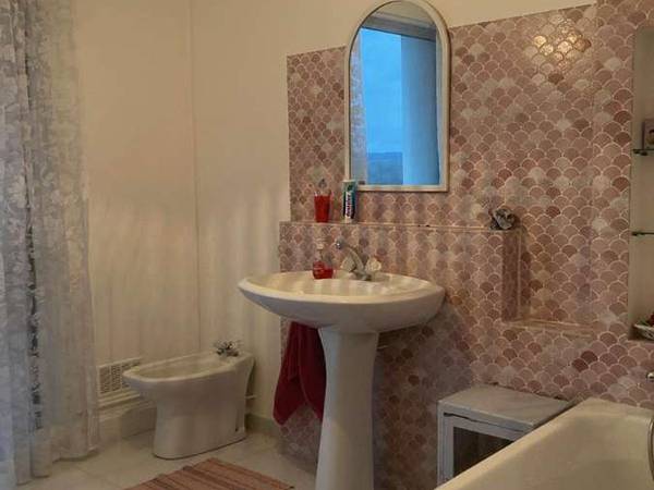 Colocation / Appartement 4 pièces de 130 m², Angoulême, Rue Lucie Valore / Photo 13