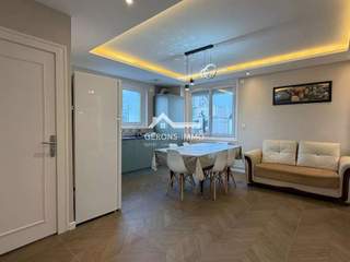 Colocation / Appartement 5 pièces de 84 m², Nantes, Boulevard Jules Verne