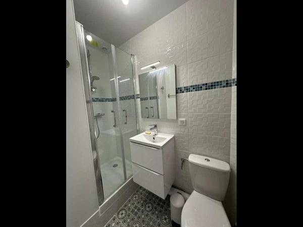 Colocation / Appartement 4 pièces de 64 m², Nice, Avenue Thiers / Photo 2