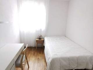 Colocation / Appartement 3 pièces de 60 m², Rennes, Rue du Limousin