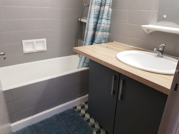Colocation / Appartement 3 pièces de 83 m², Perpignan, Rue Denis Papin / Photo 10
