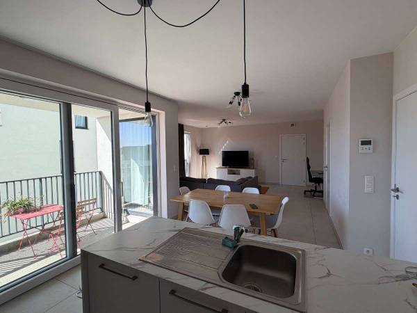 Colocation / Appartement 3 pièces de 120 m², Liévin, Rue Zenobe Gramme / Photo 2