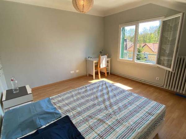 Colocation / Maison 10 pièces de 170 m², Champigny-sur-Marne, Chemin du Pré de l'Étang / Photo 8