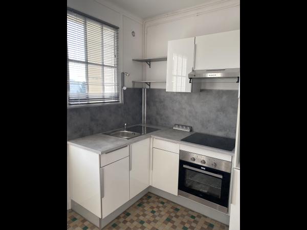 Colocation / Appartement 4 pièces de 68 m², Lyon, Rue François Gillet / Photo 2