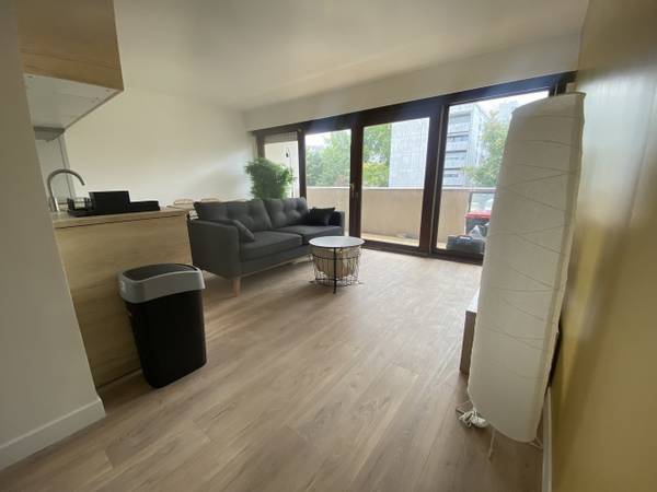 Colocation / Appartement 5 pièces de 83 m², Massy, Avenue Nationale / Photo 2
