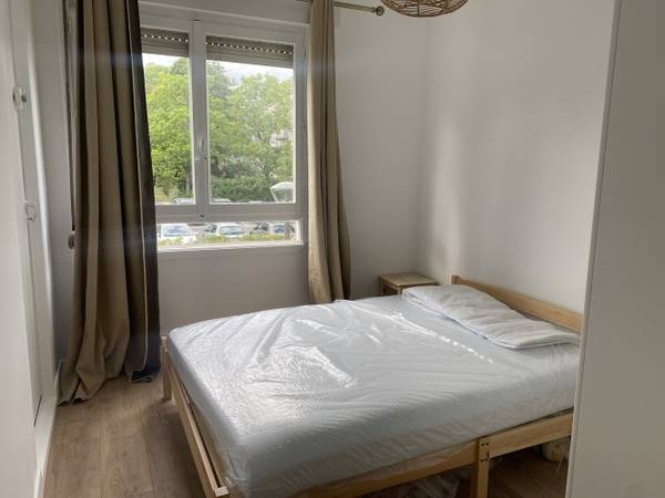 Colocation / Appartement 5 pièces de 83 m², Massy, Avenue Nationale / Photo 7