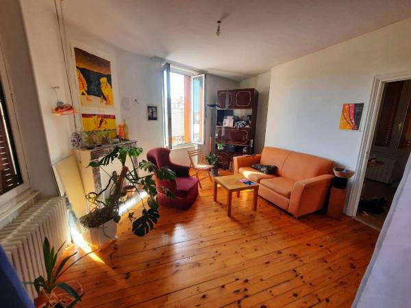 Colocation / Appartement 4 pièces de 80 m², Clermont-Ferrand, Rue Paul Diomède / Photo 2
