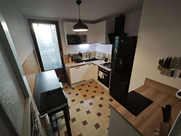 Colocation / Appartement 4 pièces de 70 m², Aix-en-Provence, Avenue Jean Giono / Photo 2