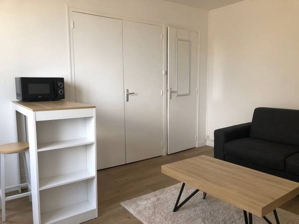 Location / Appartement 1 pièce, Bourges / Photo 2