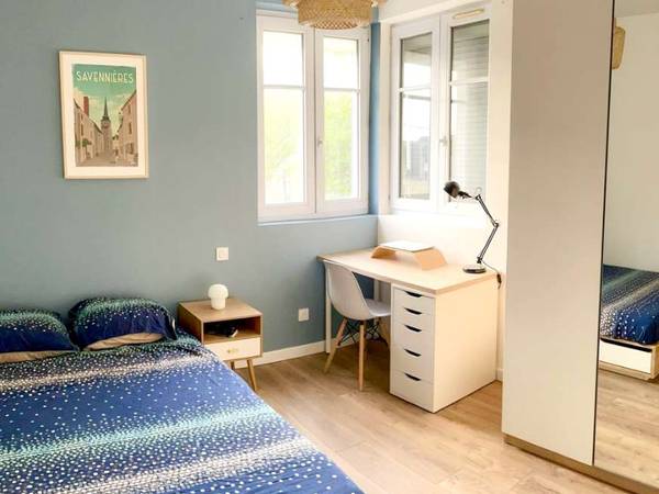 Colocation / Appartement 8 pièces de 130 m², Angers, Rue Éblé / Photo 2