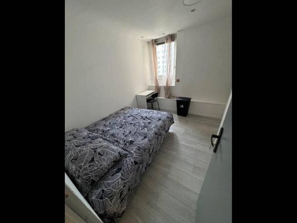 Colocation / Appartement 5 pièces de 84 m², Saint-Denis, Rue Danielle Casanova / Photo 2