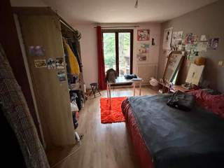 Sous-location / Maison 9 pièces de 165 m², Noisy-le-Grand, Allée de Maintenon